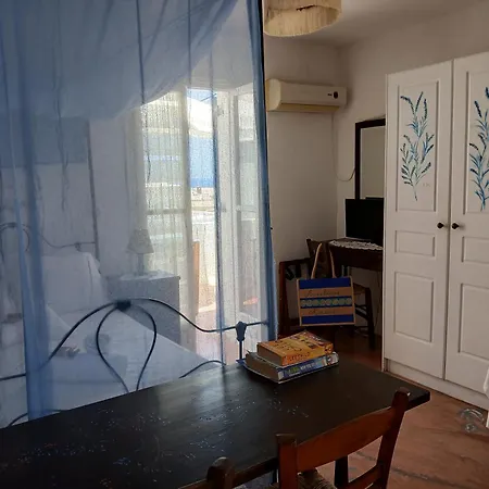 Angelica Apartamento Frý